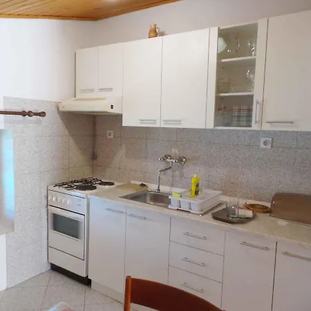 Apartment In 38122 Novi Vinodolski