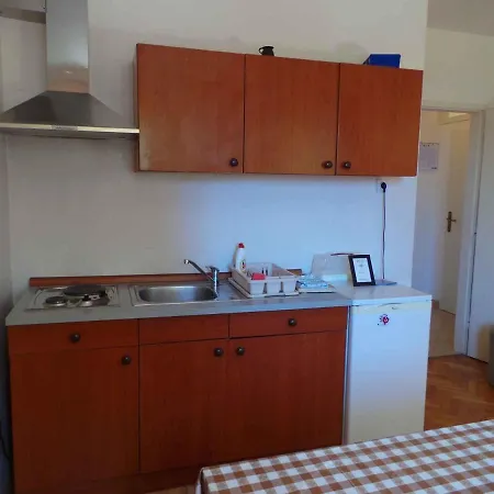 Apartment In 38122